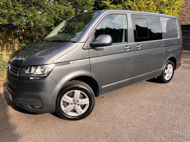 Volkswagen Transporter 2.0 TDI T32 Highline Kombi DSG FWD SWB Euro 6 (s/s) 5dr