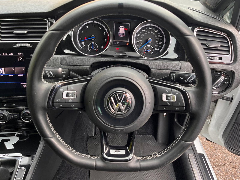 Volkswagen Golf 2.0 TSI BlueMotion Tech R 4Motion Euro 6 (s/s) 5dr