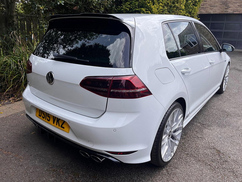 Volkswagen Golf 2.0 TSI BlueMotion Tech R 4Motion Euro 6 (s/s) 5dr