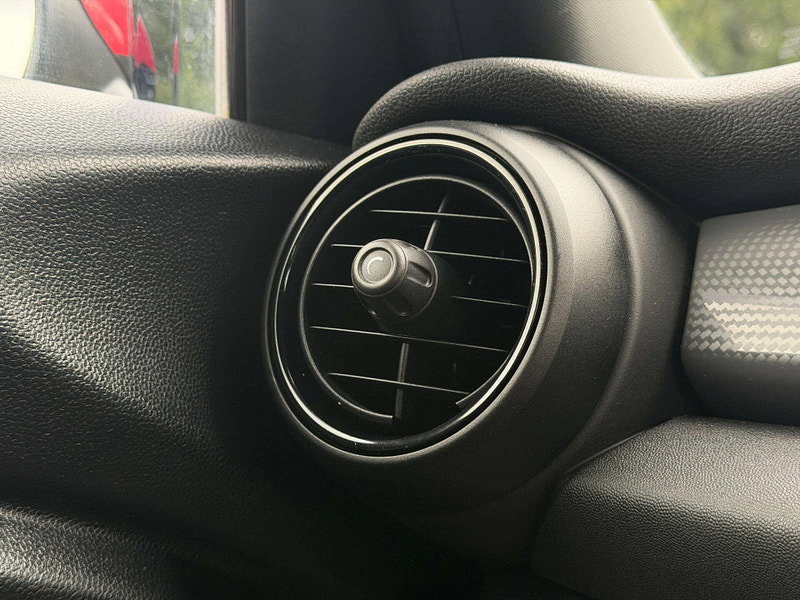 MINI Hatch 1.5 Cooper Sport 5dr