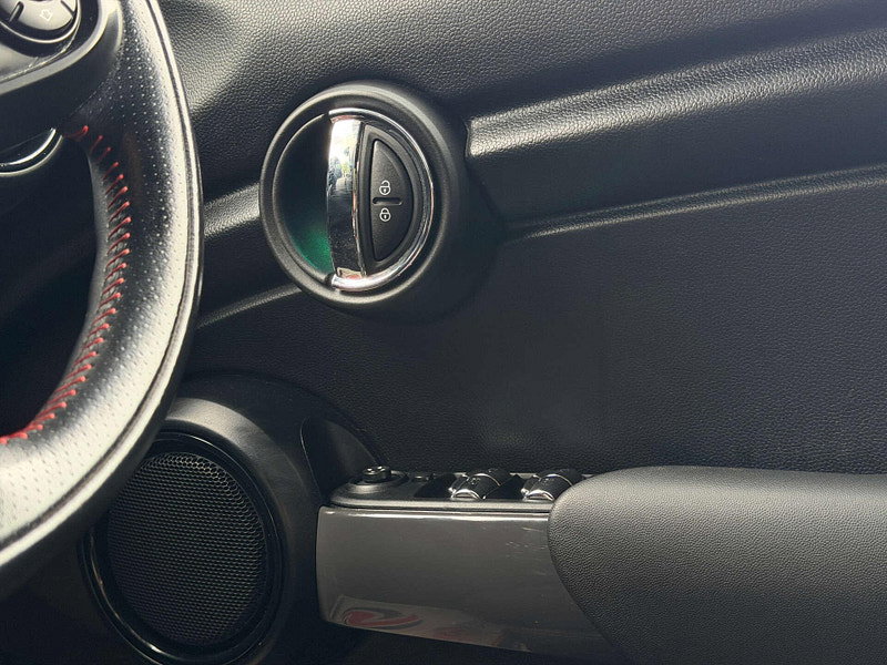 MINI Hatch 1.5 Cooper Sport 5dr