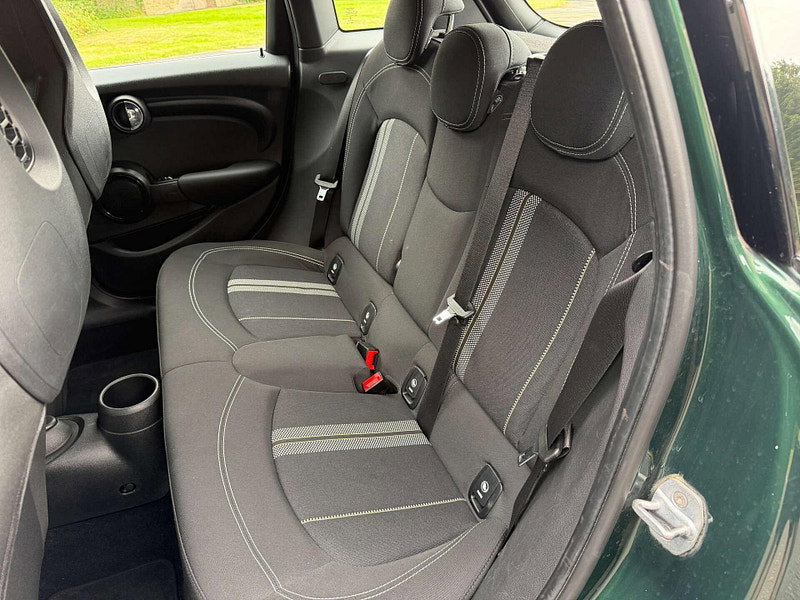 MINI Hatch 1.5 Cooper Sport 5dr