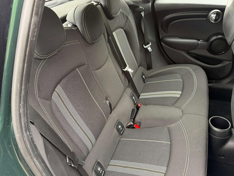 MINI Hatch 1.5 Cooper Sport 5dr