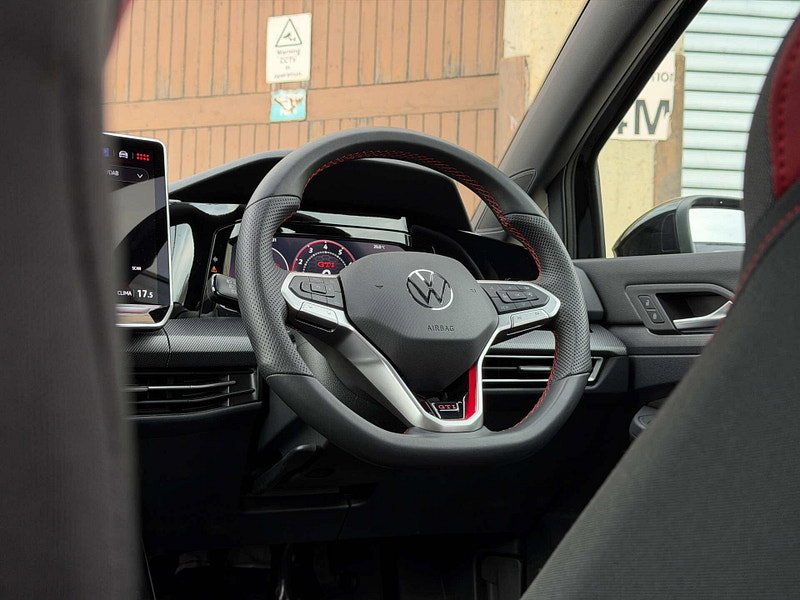 Volkswagen Golf 2.0 Golf GTi TSi Semi-Auto 5dr