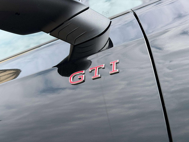 Volkswagen Golf 2.0 Golf GTi TSi Semi-Auto 5dr
