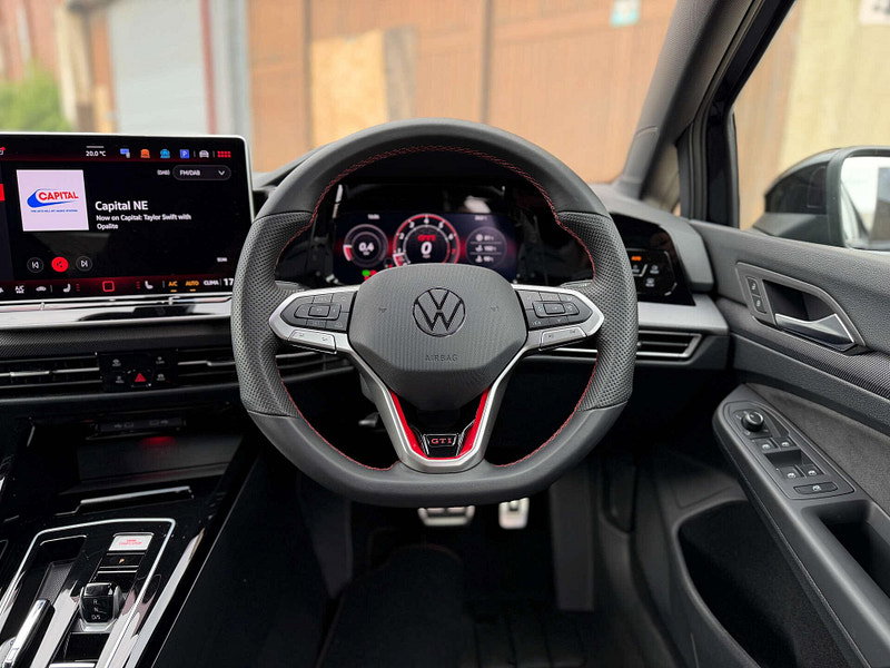 Volkswagen Golf 2.0 Golf GTi TSi Semi-Auto 5dr