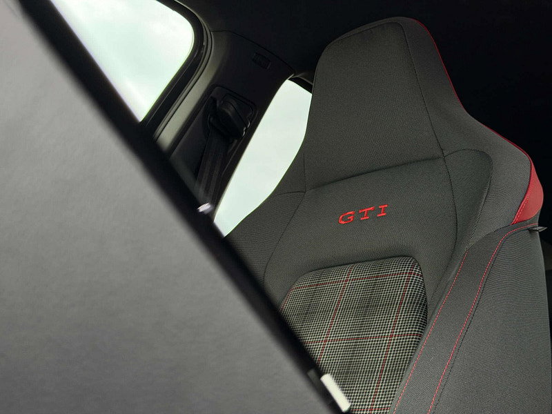 Volkswagen Golf 2.0 Golf GTi TSi Semi-Auto 5dr