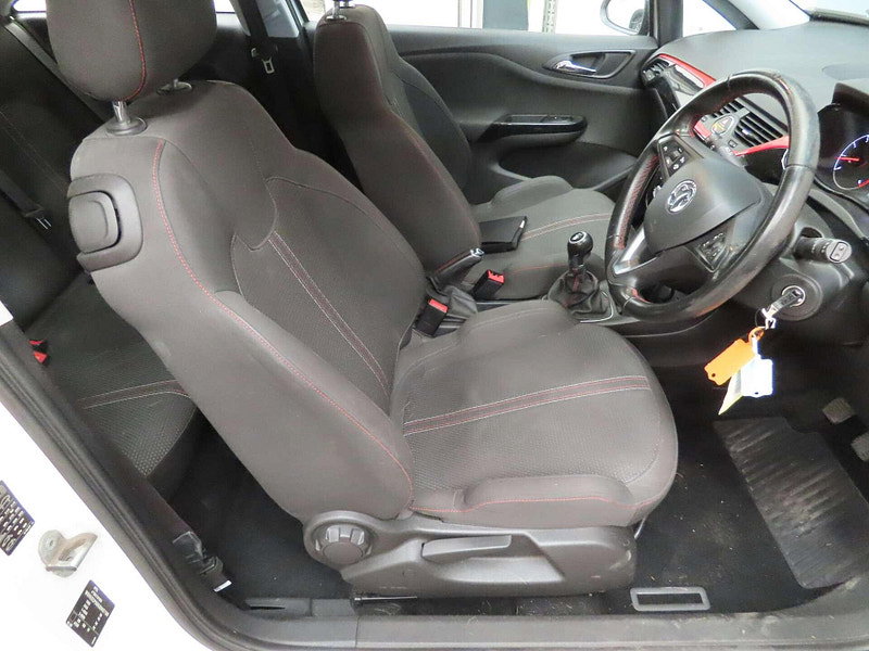 Vauxhall Corsa 1.4 Corsa SRi Nav 3dr