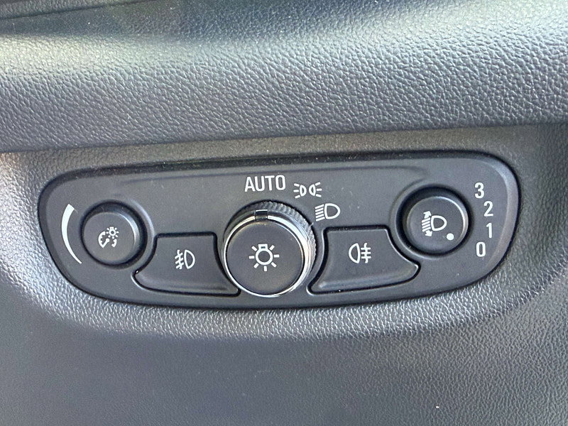 Vauxhall Insignia 1.6 Insignia SRi Nav ecoTec TD 5dr