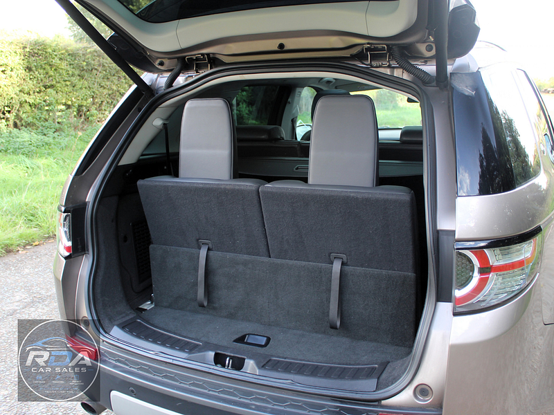 Land Rover Discovery Sport 2.0 TD4 HSE Luxury SUV 5dr Diesel Auto 4WD Euro 6 (s/s) (180 ps)