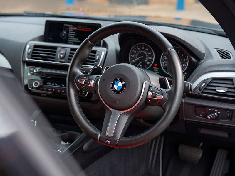 2016 BMW 1 Series in Mineral Grey, photo 18 of 73