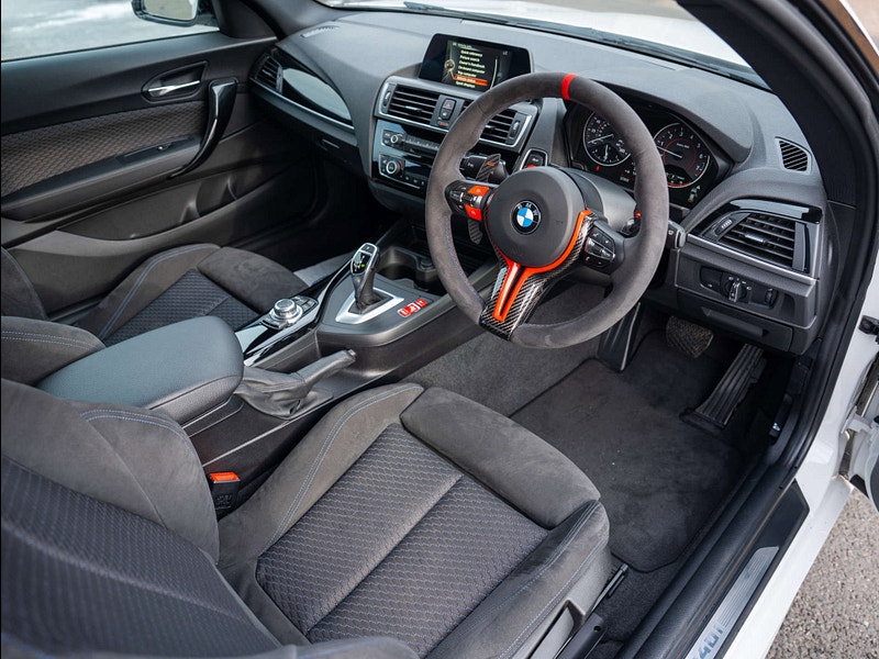 2017 BMW 1 Series in Alpine White, photo 3 of 66