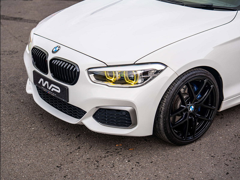 2017 BMW 1 Series in Alpine White, photo 24 of 66