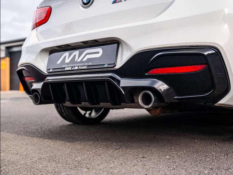 2017 BMW 1 Series in Alpine White, photo 61 of 66