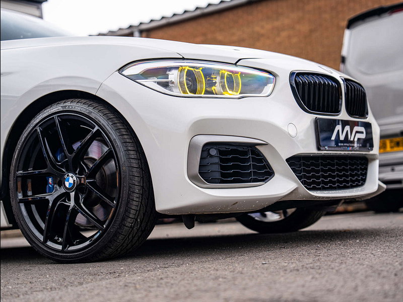 2017 BMW 1 Series in Alpine White, photo 29 of 66