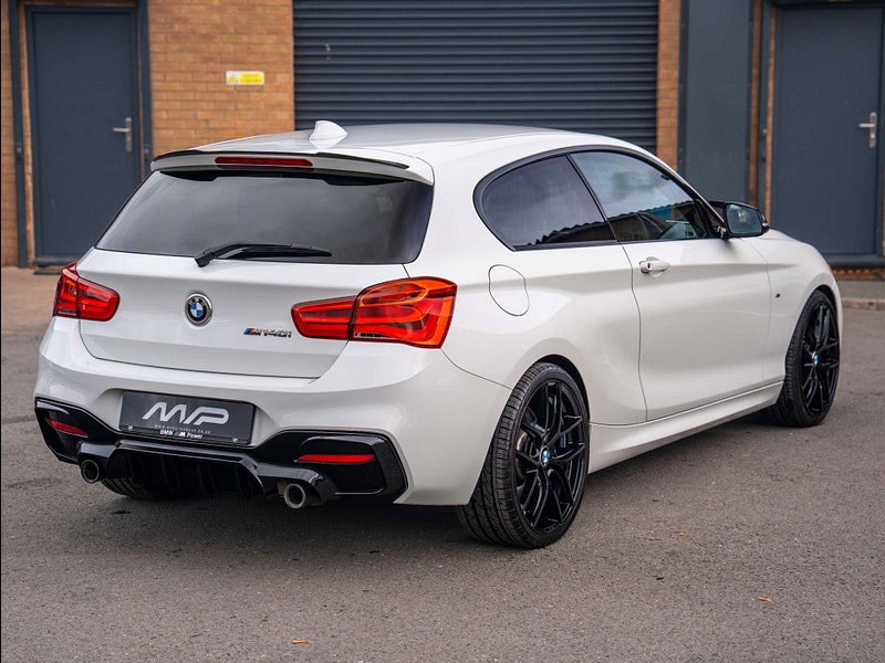 2017 BMW 1 Series in Alpine White, photo 11 of 66
