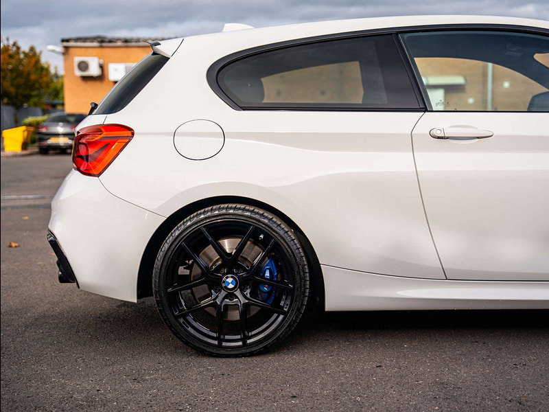 2017 BMW 1 Series in Alpine White, photo 53 of 66