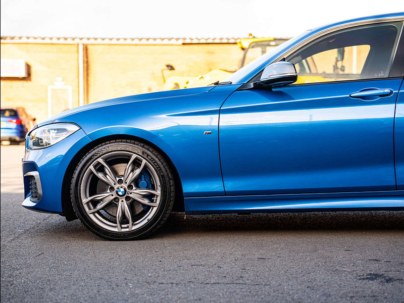 2018 BMW 1 Series in Estoril Blue, photo 27 of 71