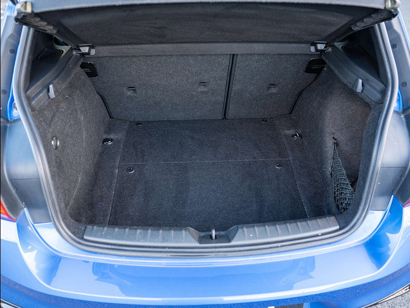 2018 BMW 1 Series in Estoril Blue, photo 45 of 71