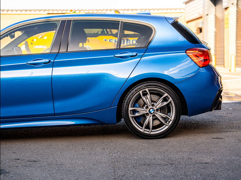 2018 BMW 1 Series in Estoril Blue, photo 28 of 71
