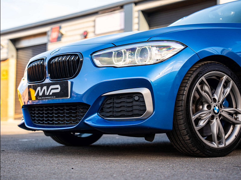 2018 BMW 1 Series in Estoril Blue, photo 22 of 71