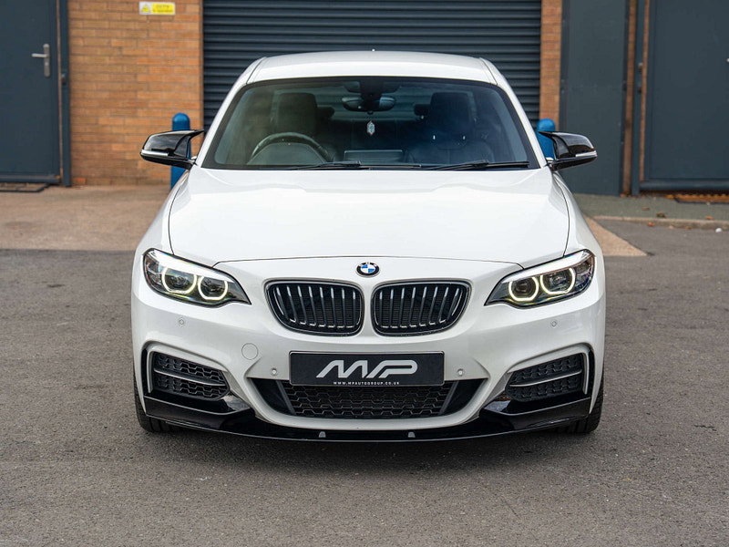2017 BMW 2 Series in Alpine White, photo 7 of 71