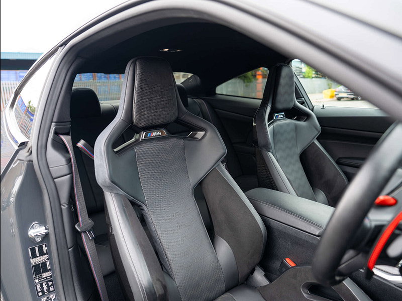 2023 BMW M4 in Dravit Grey, photo 3 of 91