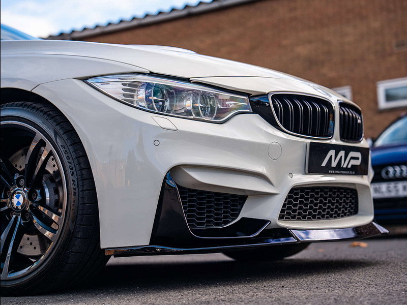 2016 BMW M4 in Alpine White, photo 25 of 79