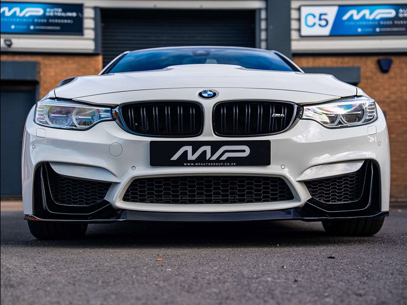 2016 BMW M4 in Alpine White, photo 23 of 79