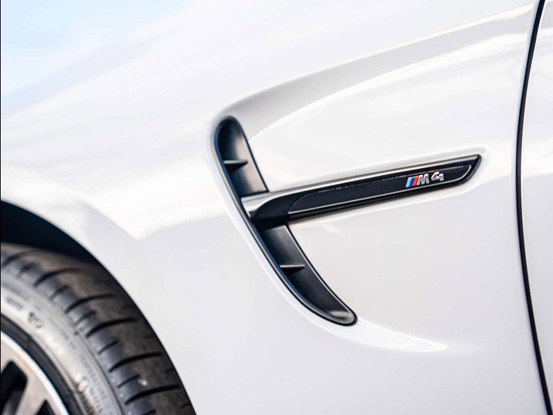 2016 BMW M4 in Alpine White, photo 38 of 79