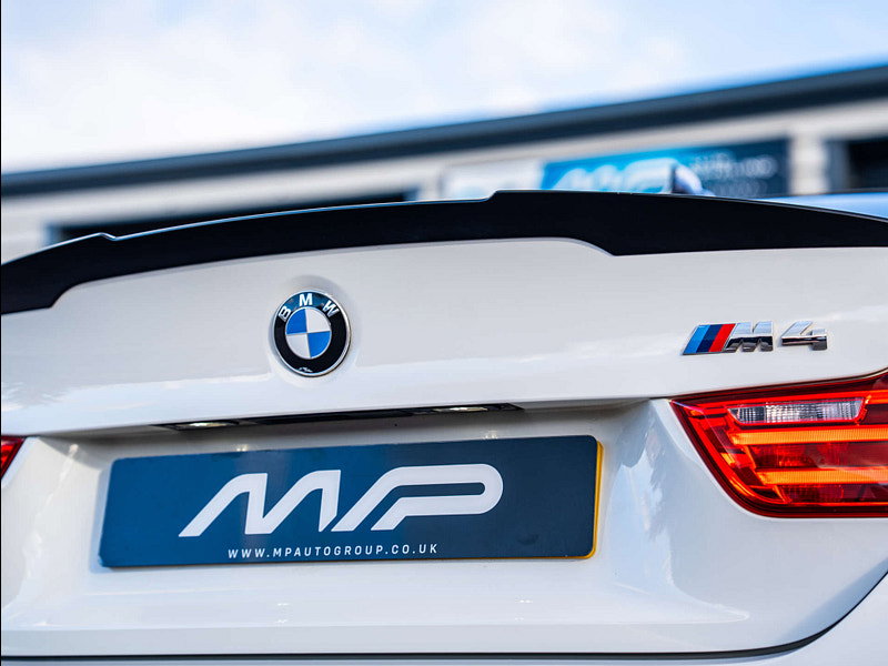 2016 BMW M4 in Alpine White, photo 68 of 79