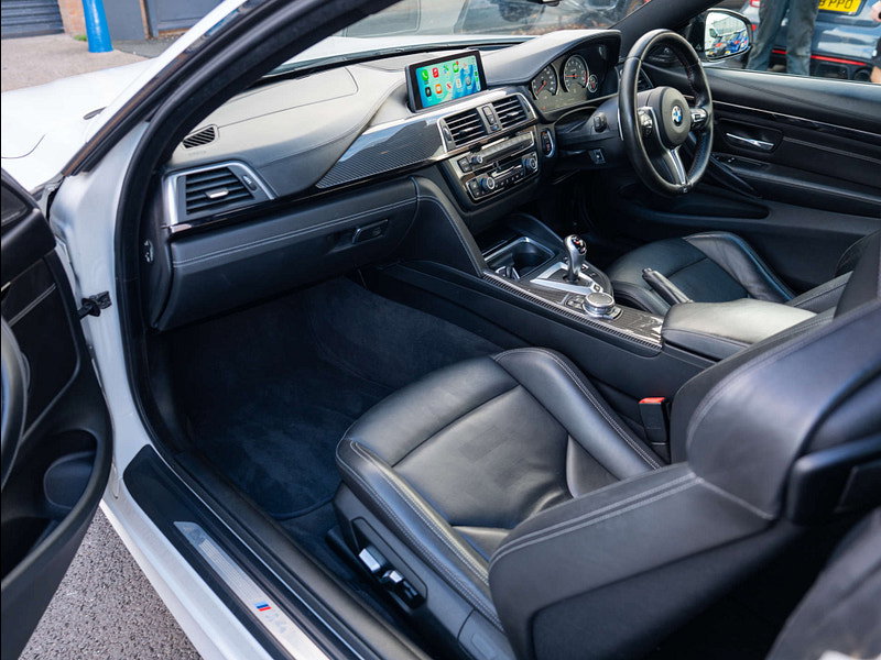 2016 BMW M4 in Alpine White, photo 15 of 79