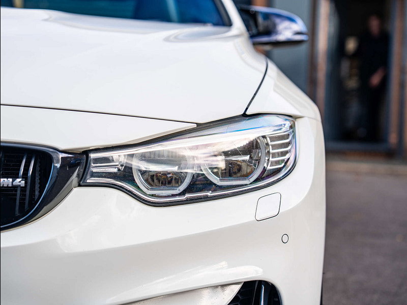 2016 BMW M4 in Alpine White, photo 39 of 79
