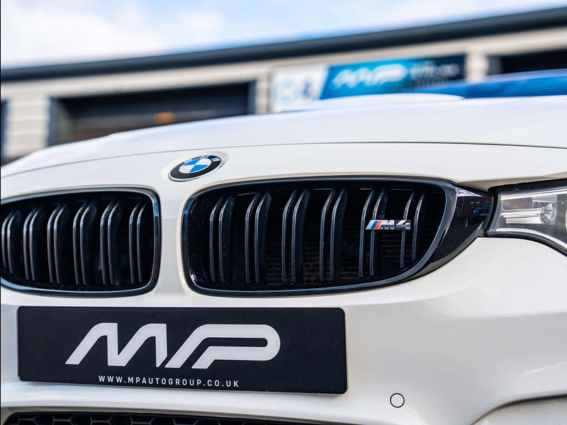 2016 BMW M4 in Alpine White, photo 41 of 79