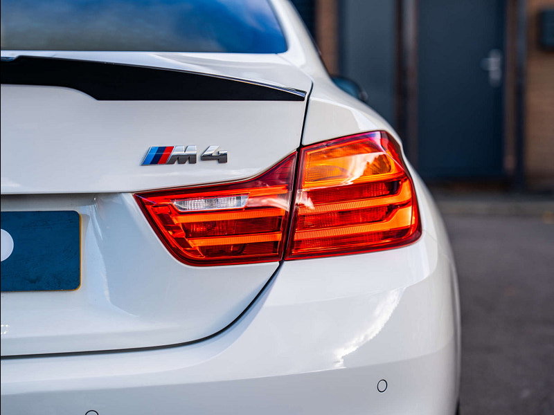 2016 BMW M4 in Alpine White, photo 64 of 79