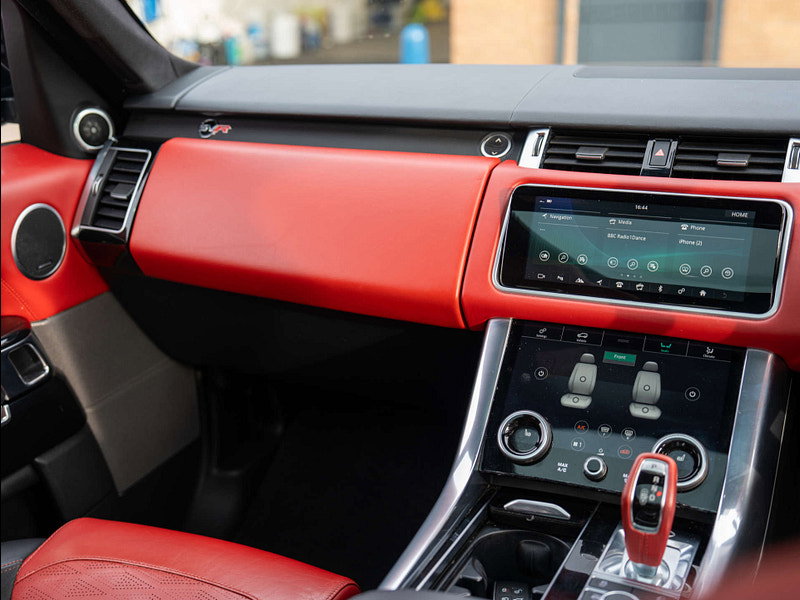 2019 Land Rover Range Rover Sport in Santorini Black, photo 19 of 95