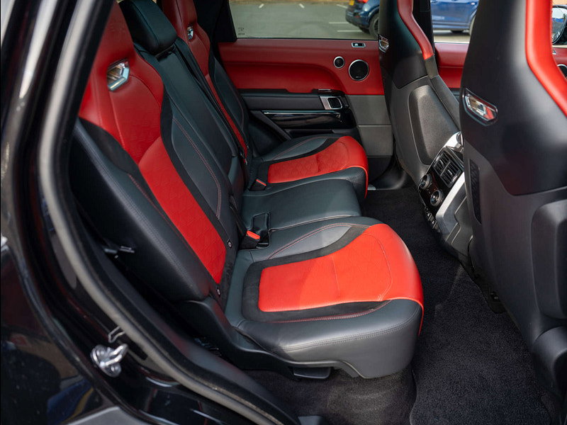 2019 Land Rover Range Rover Sport in Santorini Black, photo 17 of 95