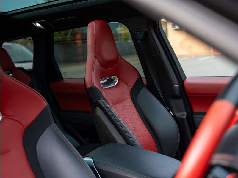 2019 Land Rover Range Rover Sport in Santorini Black, photo 53 of 95