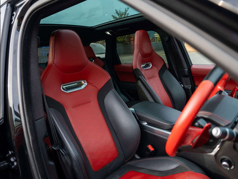 2019 Land Rover Range Rover Sport in Santorini Black, photo 4 of 95