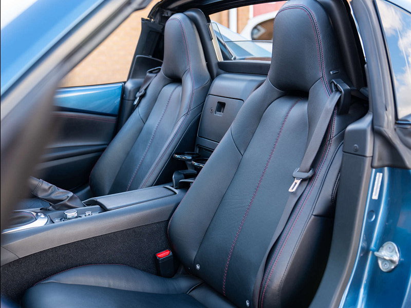 2018 Mazda MX-5 RF in Eternal Blue Mica, photo 6 of 91