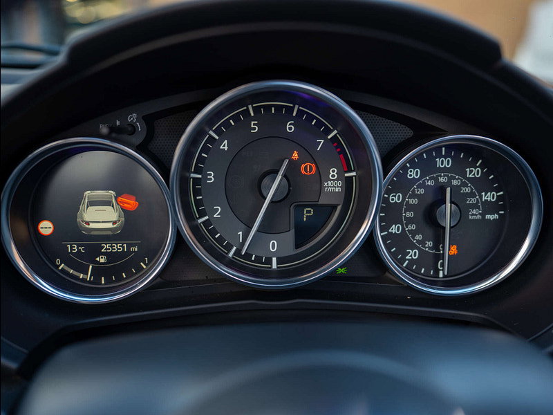 2018 Mazda MX-5 RF in Eternal Blue Mica, photo 22 of 91