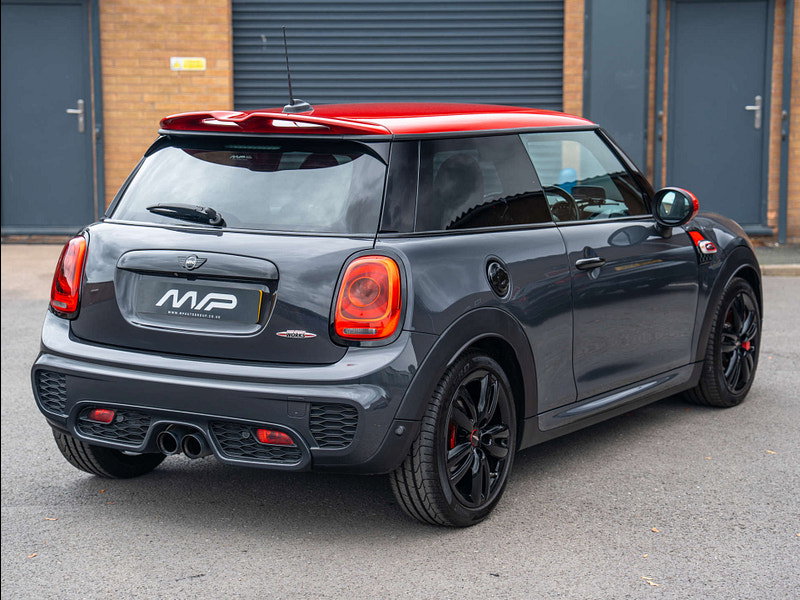 2017 MINI Hatch in Thunder Grey, photo 11 of 79