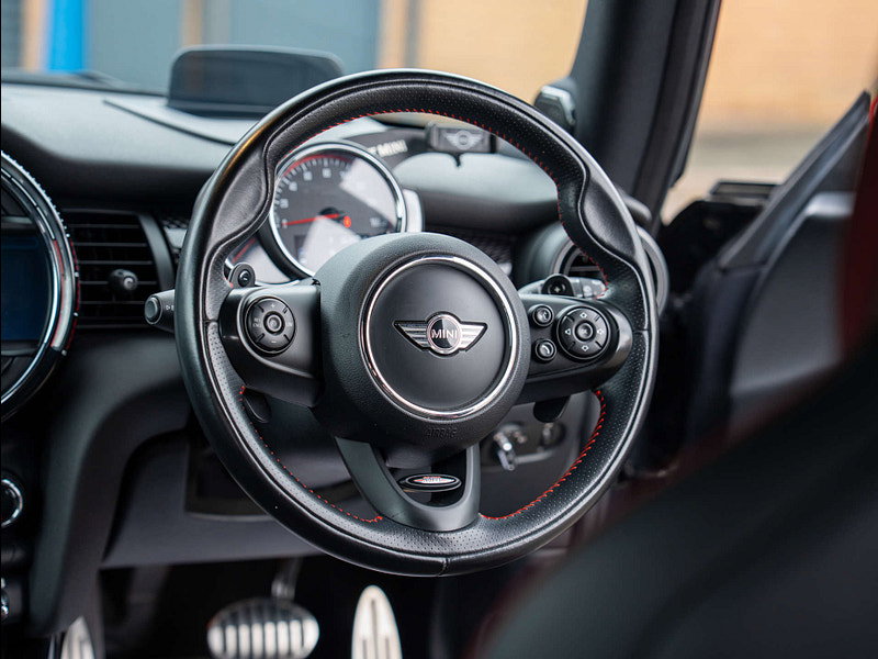 2017 MINI Hatch in Thunder Grey, photo 25 of 79