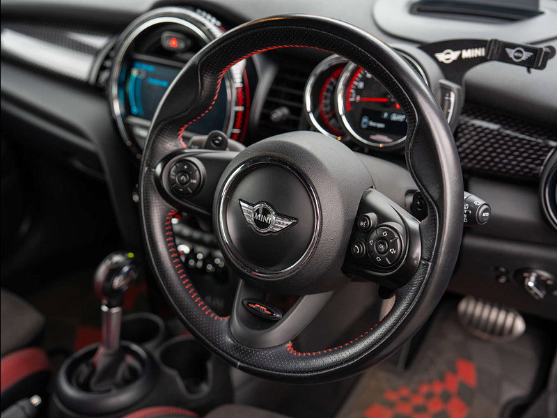 2017 MINI Hatch in Thunder Grey, photo 42 of 79
