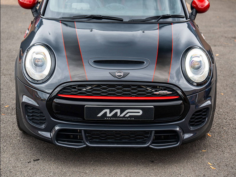2017 MINI Hatch in Thunder Grey, photo 16 of 79