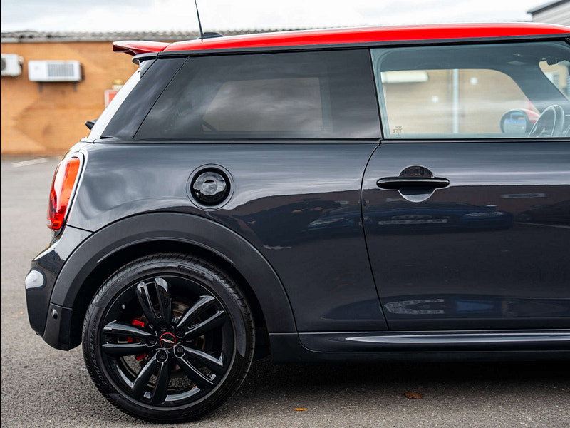2017 MINI Hatch in Thunder Grey, photo 52 of 79
