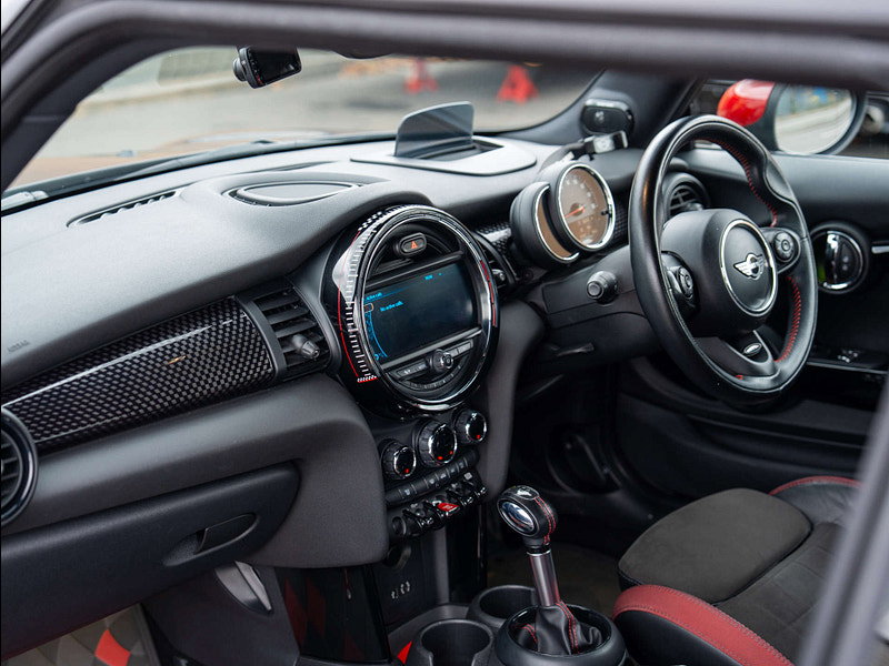 2017 MINI Hatch in Thunder Grey, photo 6 of 79