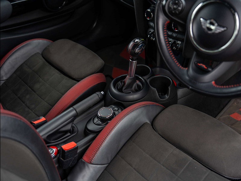 2017 MINI Hatch in Thunder Grey, photo 43 of 79