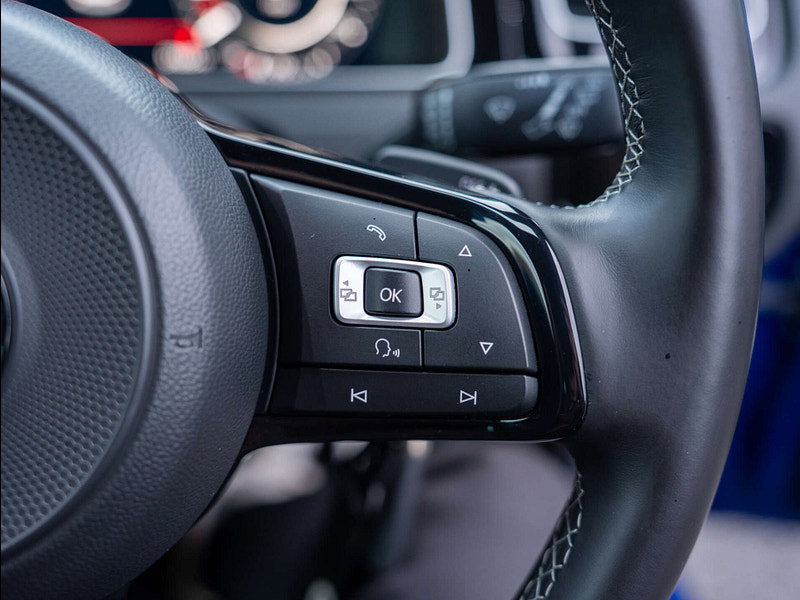 2017 Volkswagen Golf in Lapiz Blue, photo 74 of 79