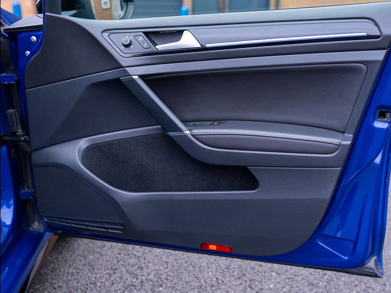 2017 Volkswagen Golf in Lapiz Blue, photo 71 of 79
